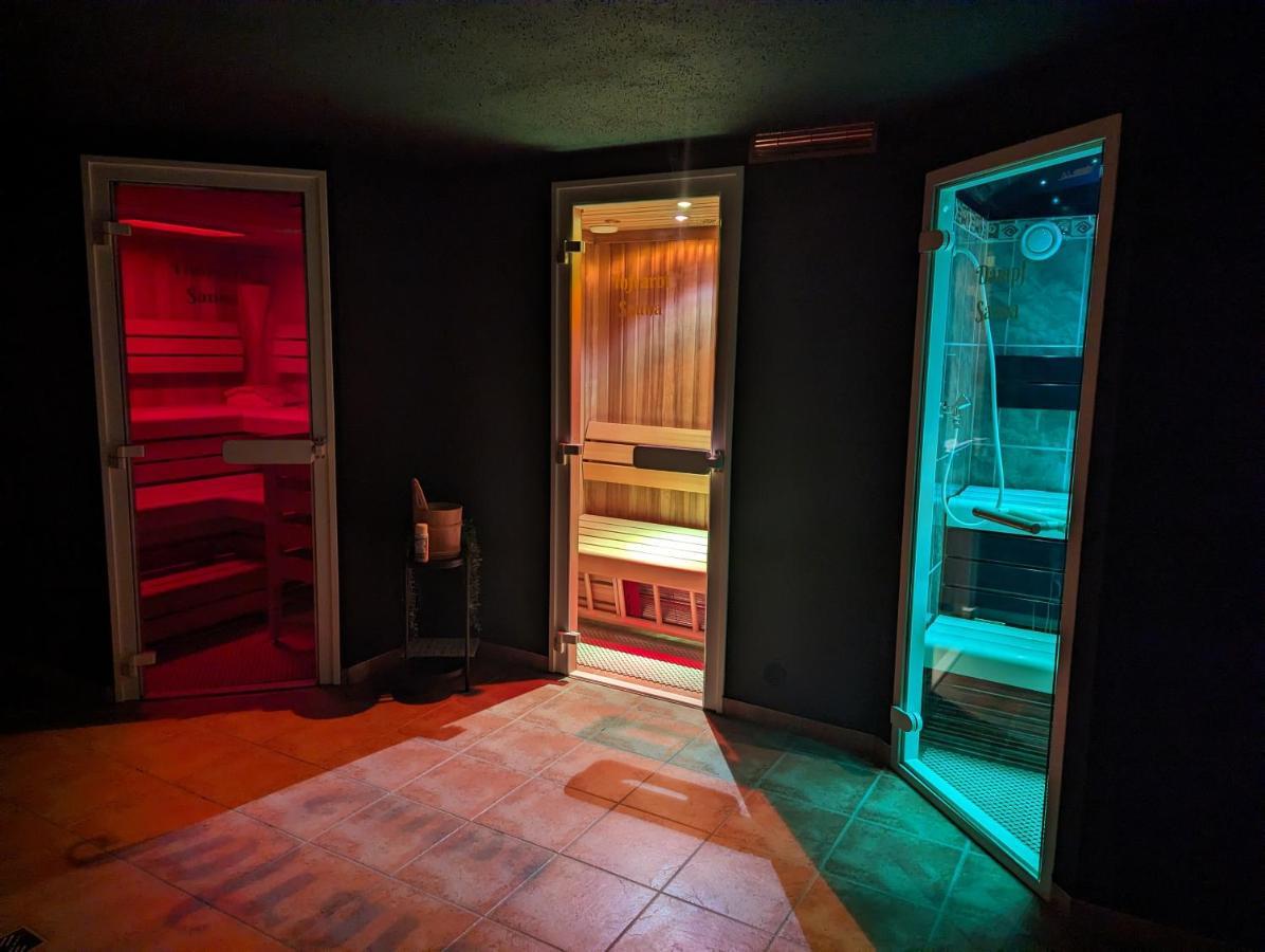 Fewo Goldstueck Mit Privatem Spa Und Whirlpool グラフェナウ エクステリア 写真